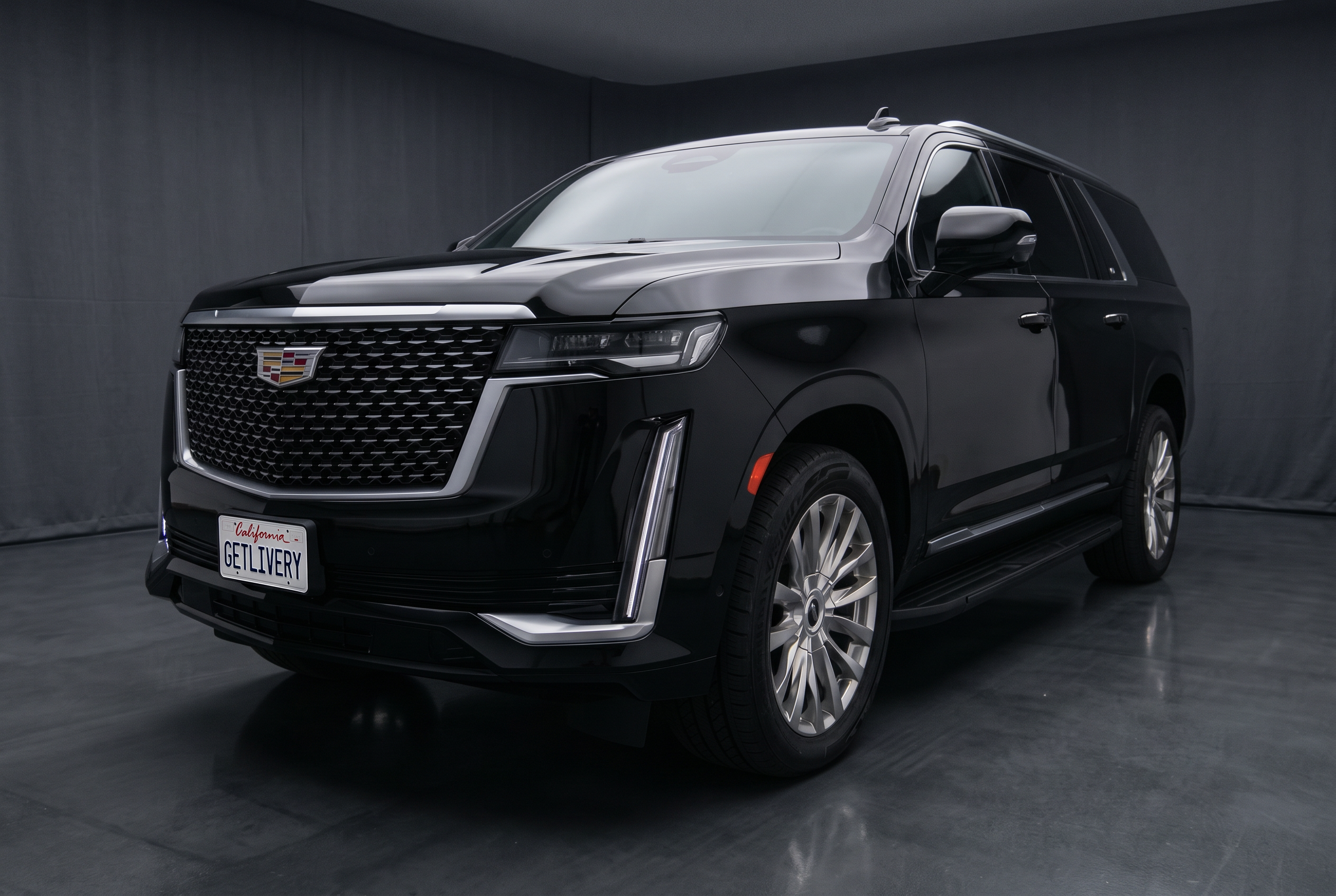 Cadillac Escalade ESV — Front three-quarter